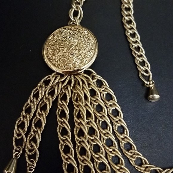Vintage Kramer Draped Medallion Chain Necklace - Picture 3 of 5